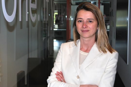 Nele Verhaeren, die neue Leiterin von "Art Brussels" (Bild: Kay Wagner/BRF)