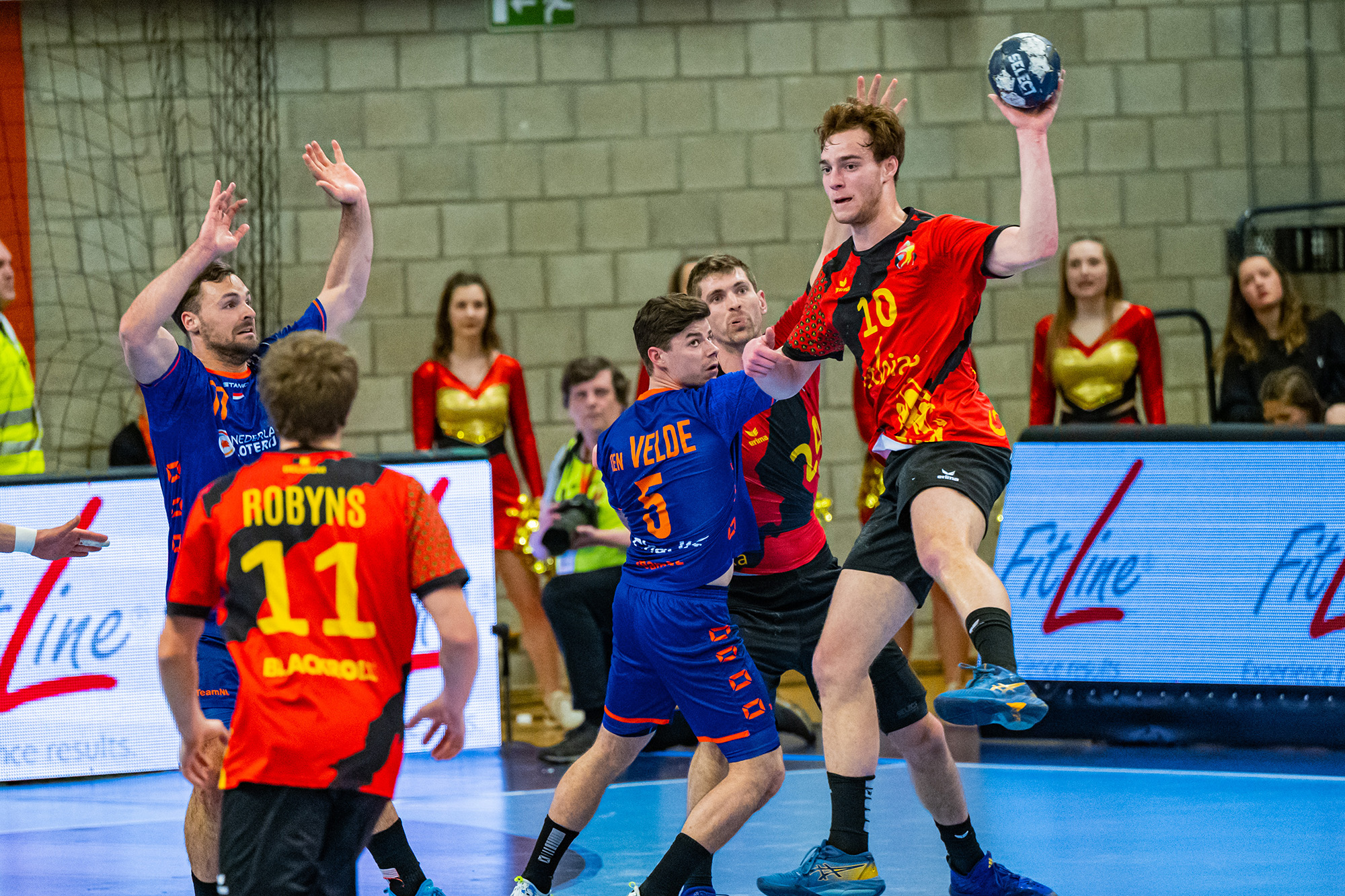 Raphael Kötters beim EM-Qualifikationsspiel Belgien gegen Niederlande (Bild: Foto Reza)