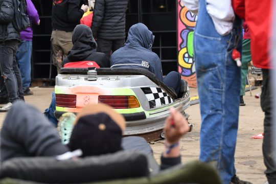 Rave in Sint-Truiden (Bild: Jill Delsaux/Belga)