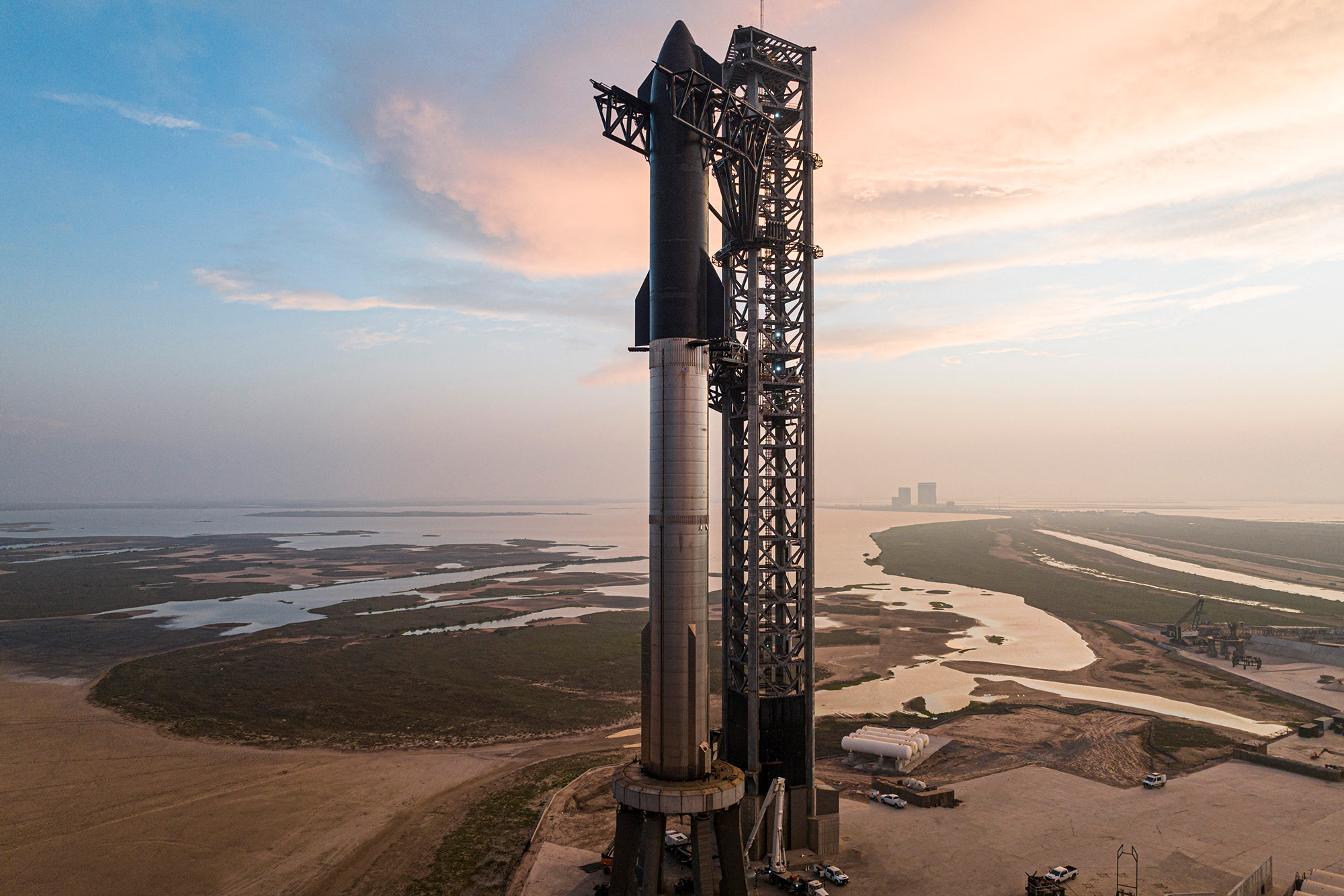 Die "Starship"-Rakete von SpaceX (Bild: SpaceX/AFP)