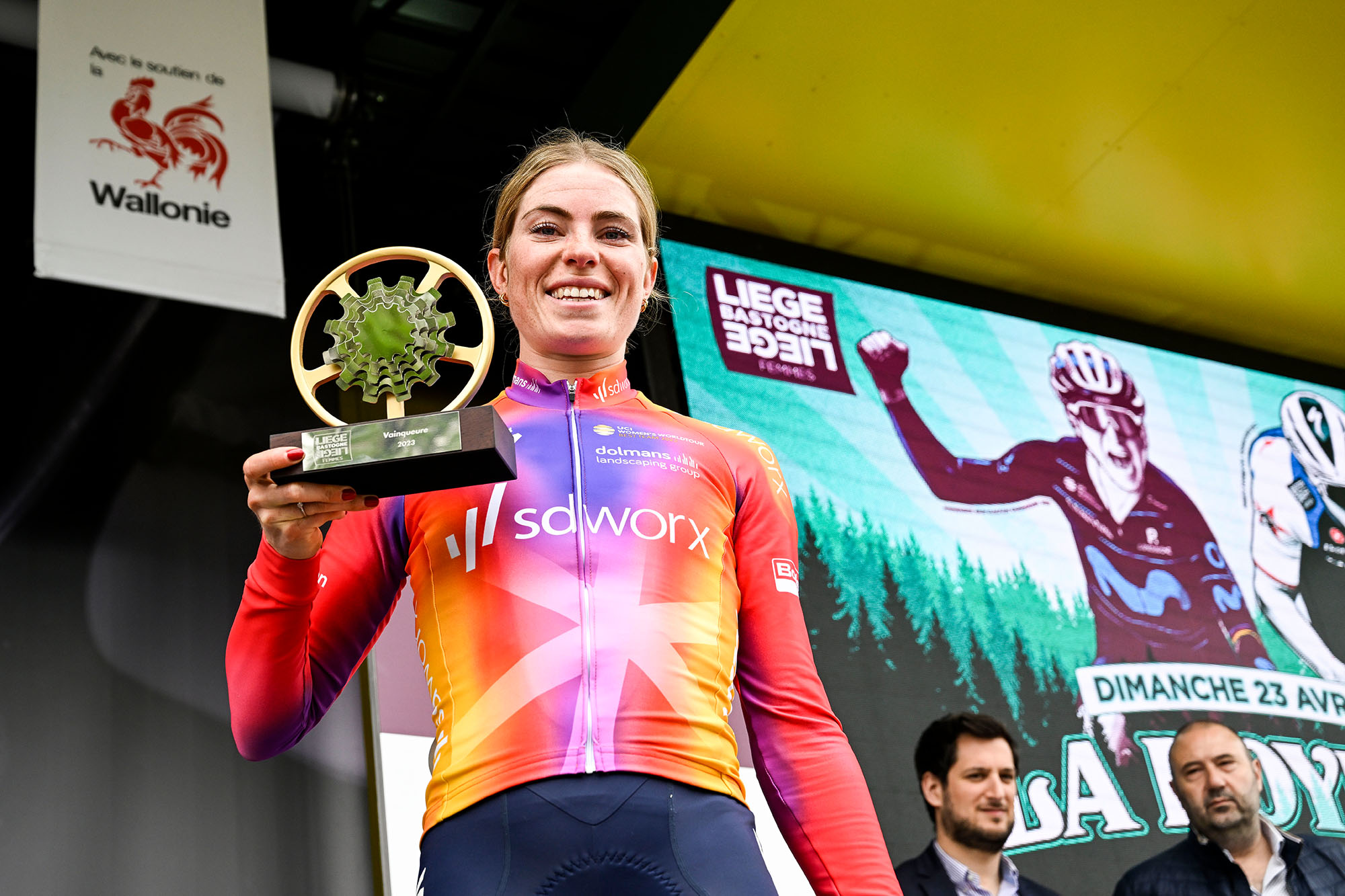 Demi Vollering gewinnt Lüttich-Bastogne-Lüttich 2023 (Bild: Tom Goyvaerts/Belga)