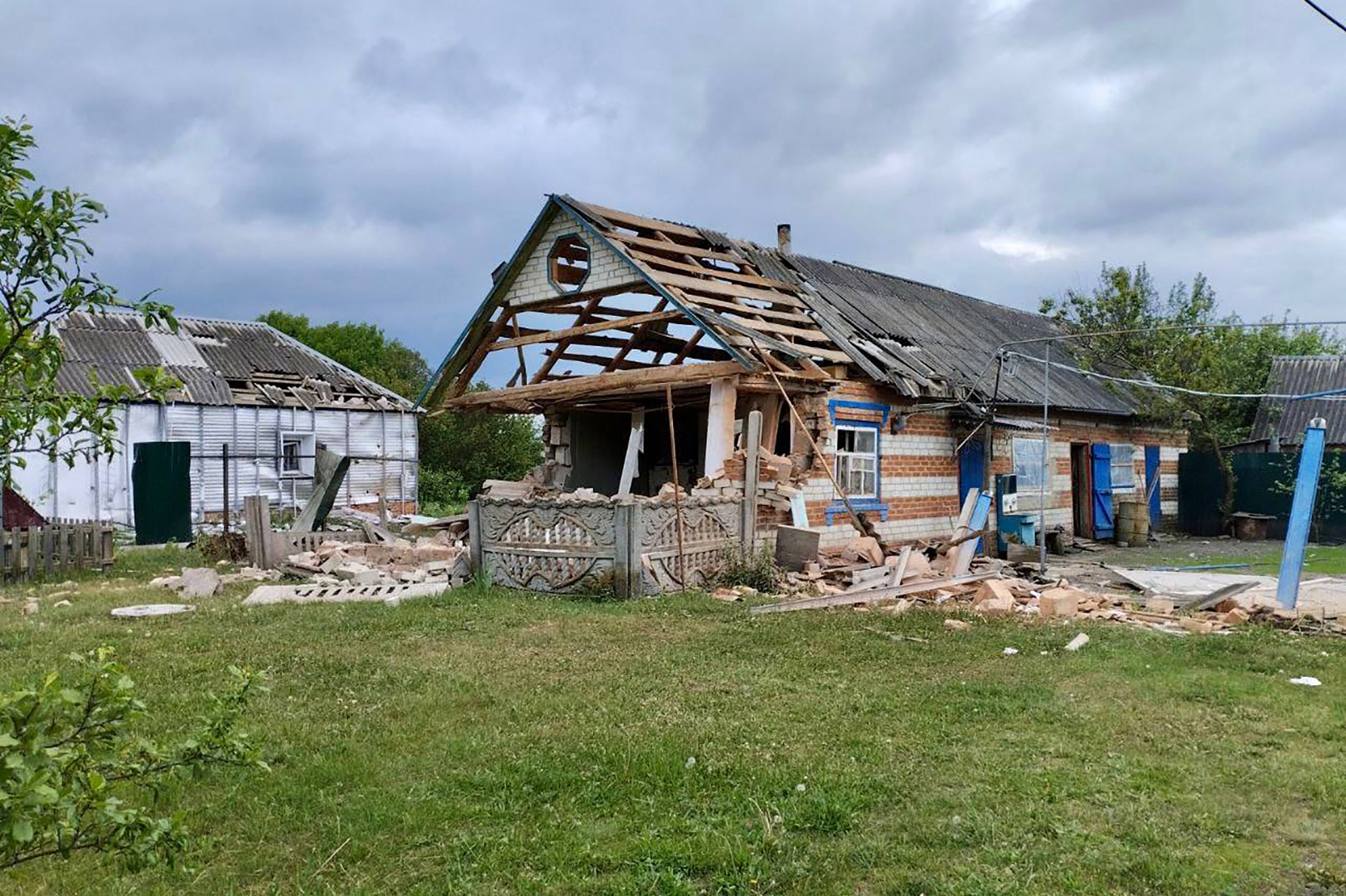 Zerstörtes Haus in Belgorod am 23. Mai (Bild: Telegram/Vyacheslav Gladkov/AFP)