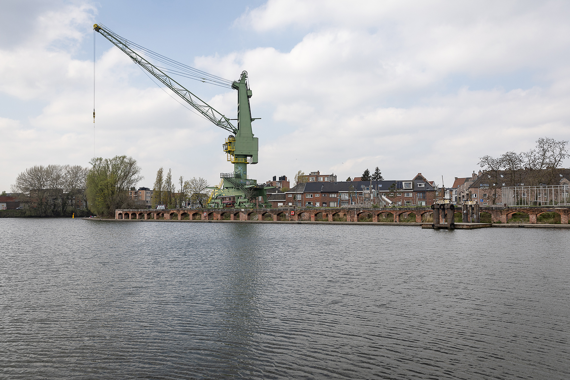 Im Houtdok-Hafen von Gent wurde der Leichnam von Raul gefunden (Bild: James Arthur Gekiere/Belga)
