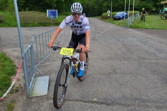 Arne Janssens tankt Selbstvertrauen vor World Cup (Bild: Christophe Ramjoie/BRF)