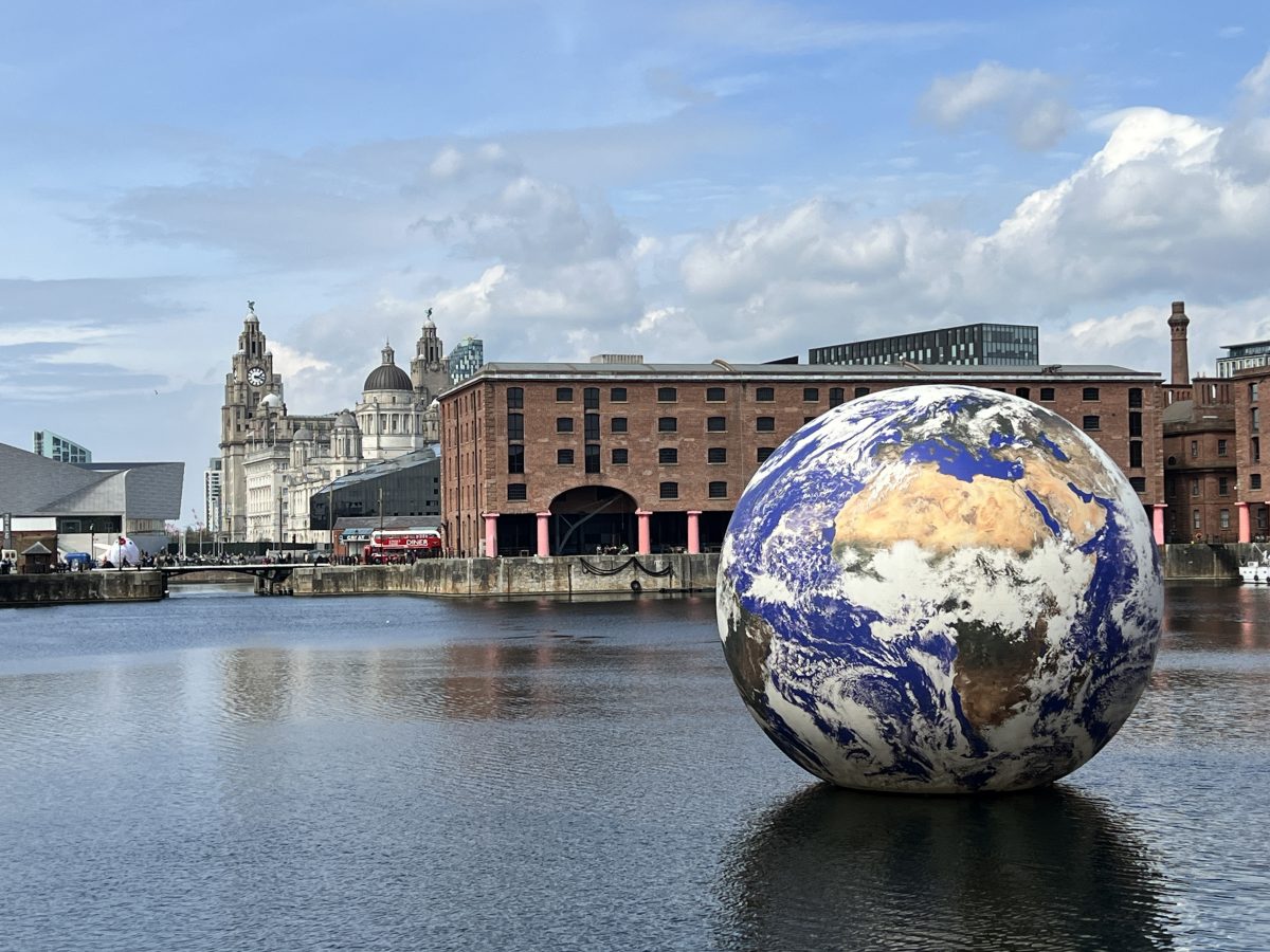 Liverpool Floating Earth (Bild: Biggi Müller/BRF)