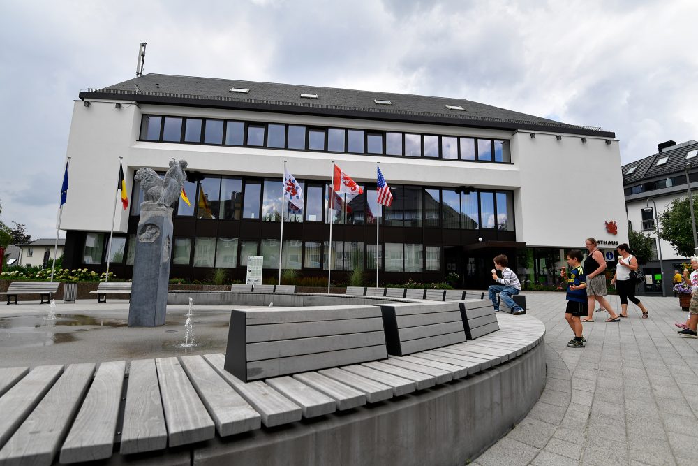 Rathausplatz in St. Vith (Bild: John Thys/Belga)