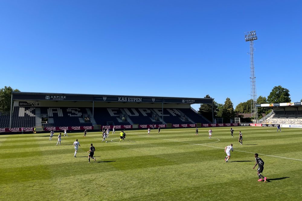 Erstes Spiel der AS Eupen zur Vorbereitung auf die neue Saison gegen den RFC Lüttich (Bild: Robin Emonts/BRF)