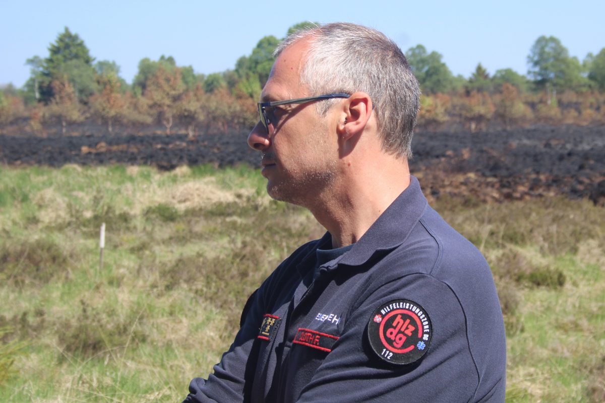 Brand im Hohen Venn gelöscht - Ortsbegehung mit der wallonischen Ministerin Céline Tellier am 1.6. (Bild: Michaela Brück/BRF)