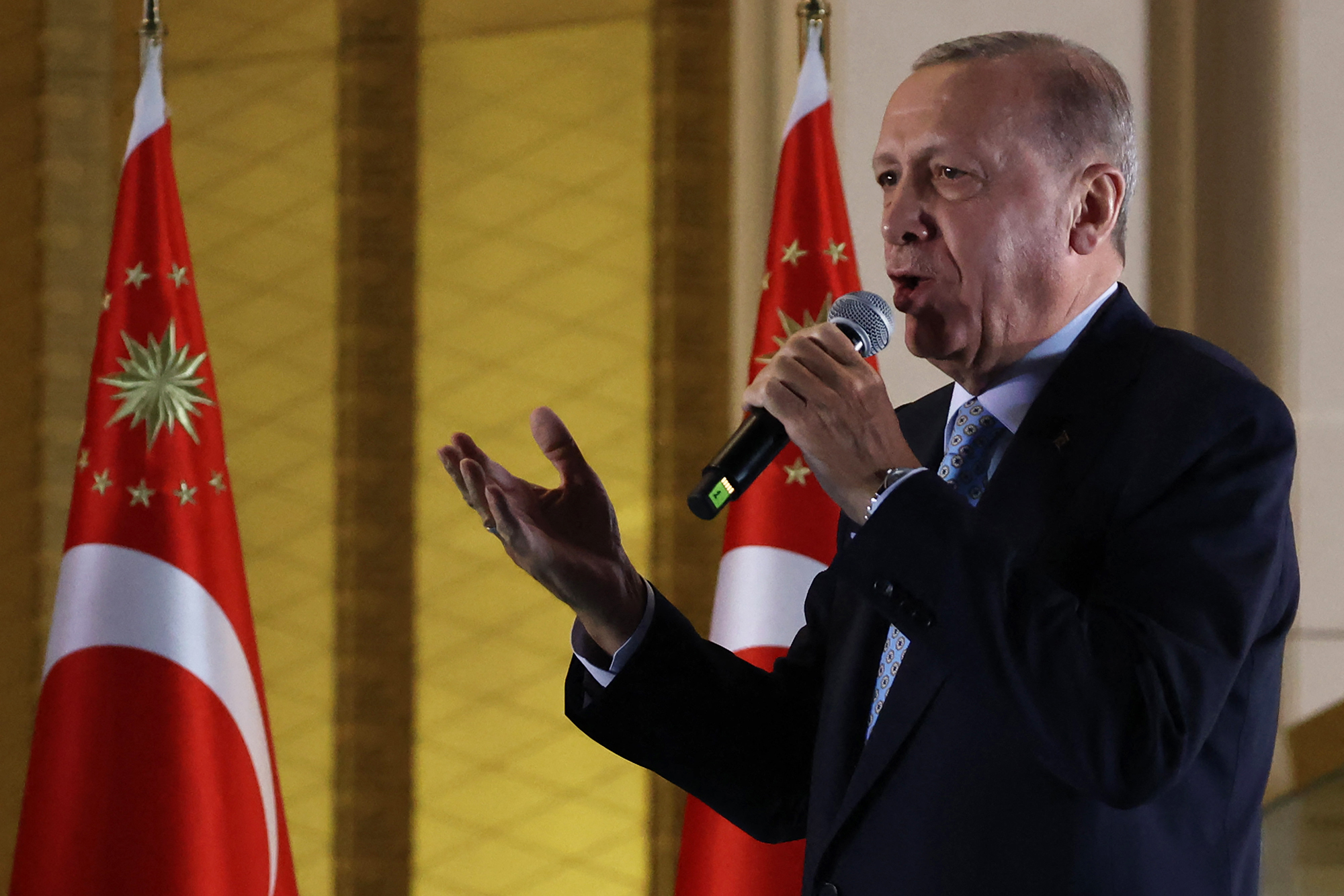 Präsident Erdogan nach seinem Wahlsieg in Ankara am 29. Mai (Bild: Adem Altan/AFP)