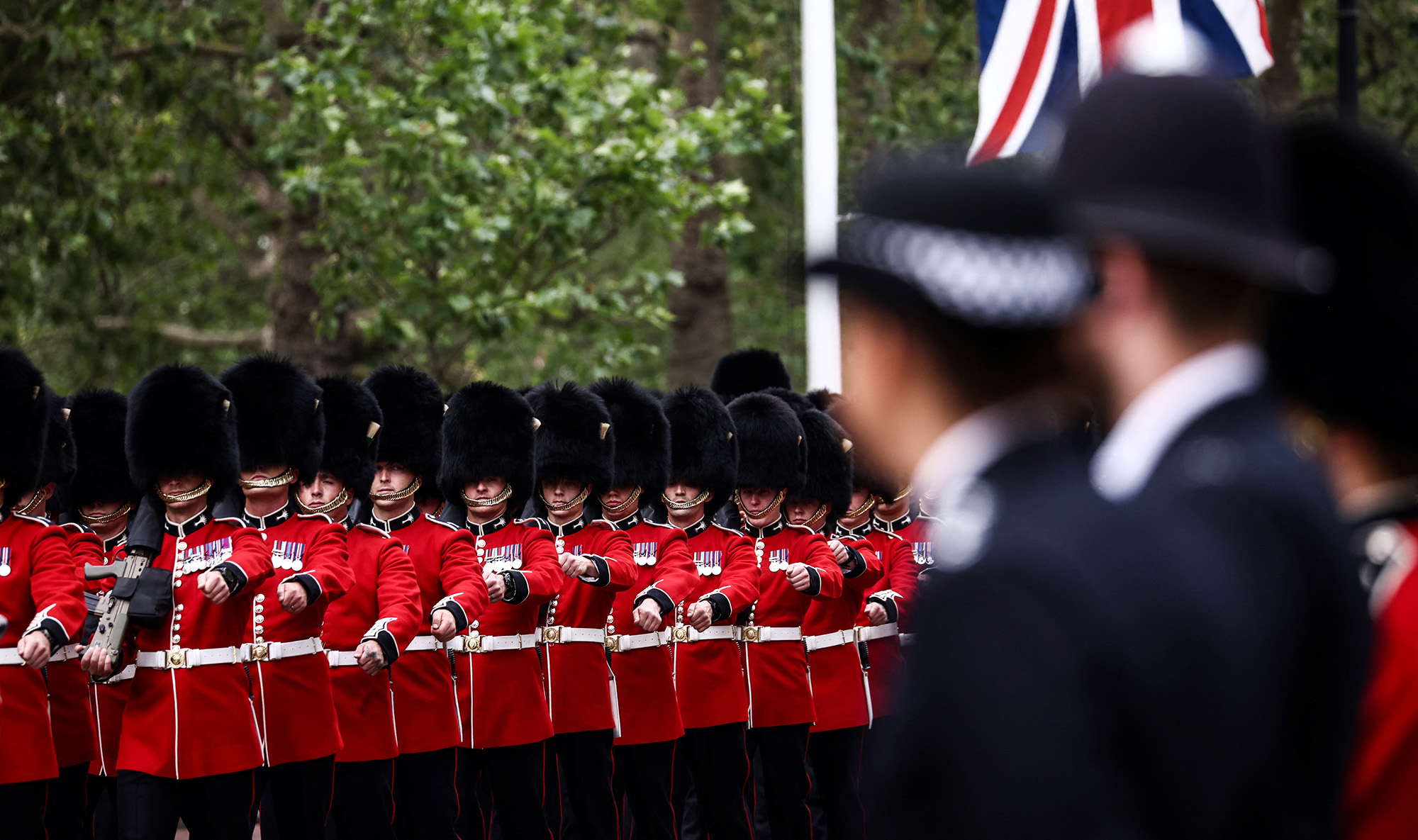 "Trooping the Colour" in London (Bild: Henry Nicholls/AFP)