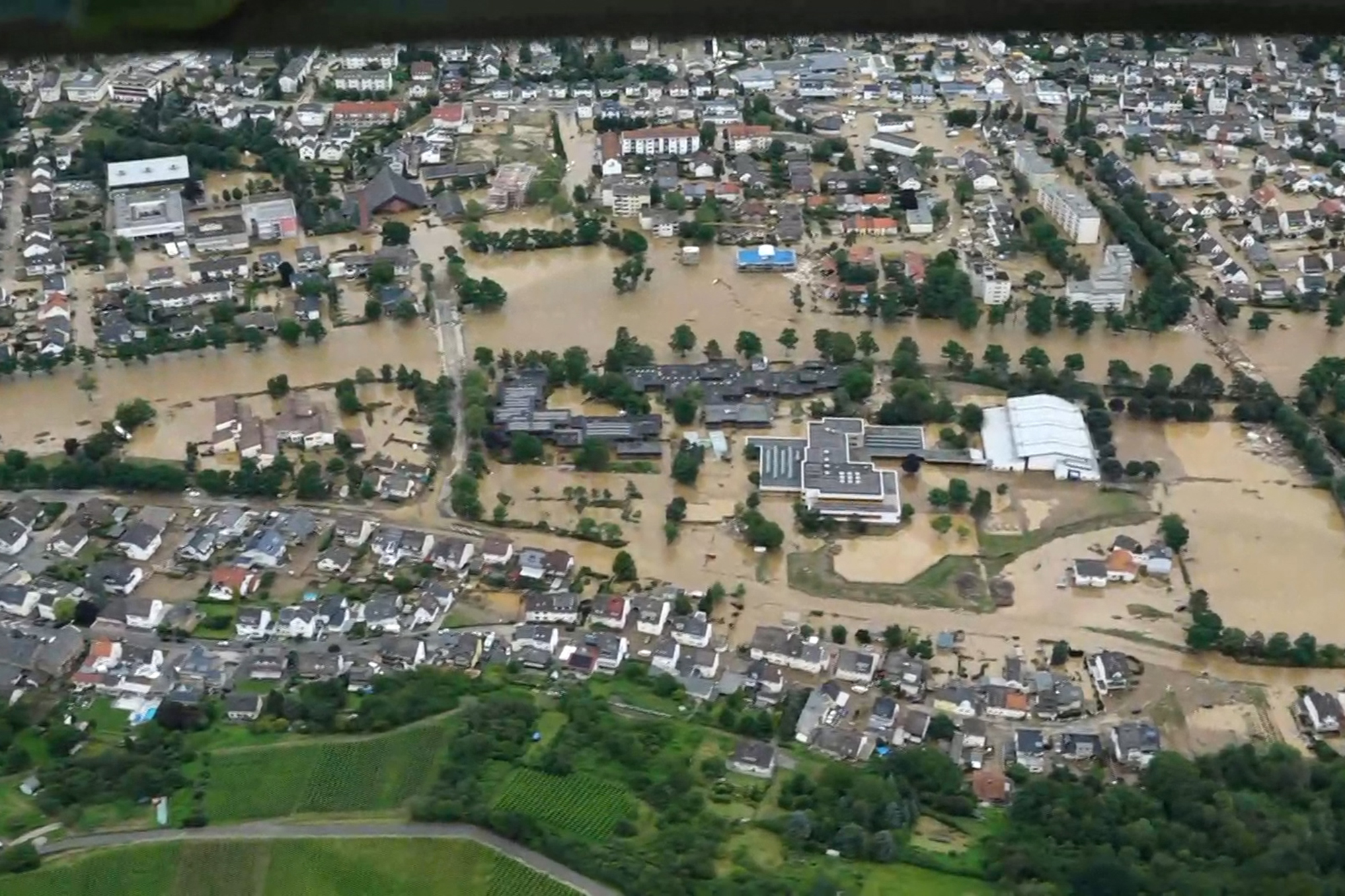 Hochwasser in Bad Neuenahr-Ahrweiler im Ahrtal im Juli 2021 (Bild: Ferdinand Merzbach/News5/AFP)