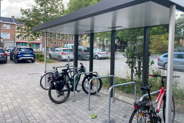 Für Kurzzeitparker: Überdachte Fahrradabstellplätze an der Eupener Klötzerbahn (Bild: Simonne Doepgen/BRF)
