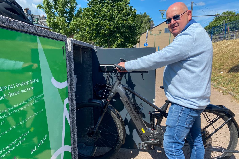 Fahrrad-Boxen am Eupener Bahnhof (Bild: Simonne Doepgen/BRF)