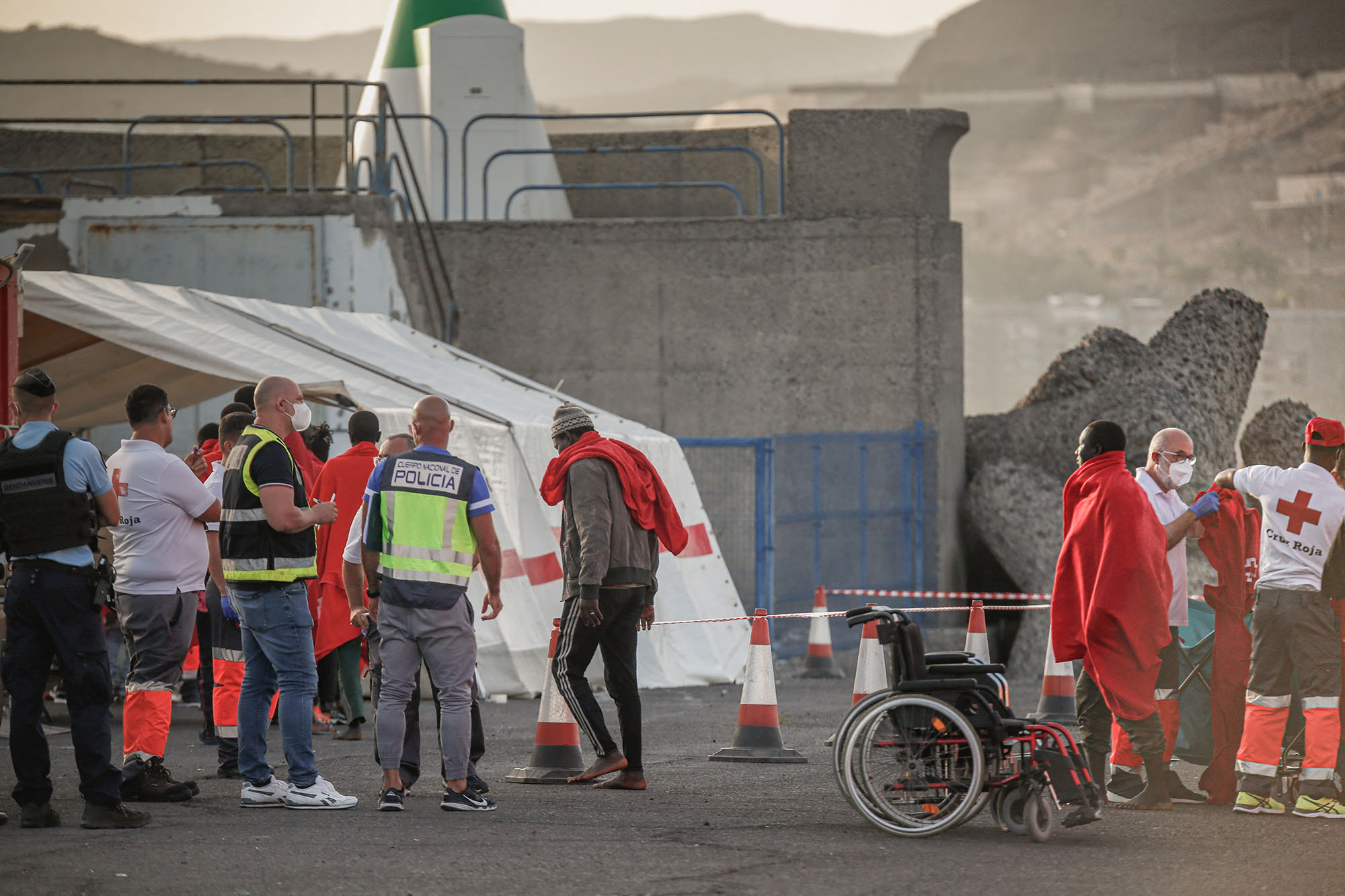 Gerettete Migranten auf Gran Canaria (Archivbild: Desiree Martin/AFP)