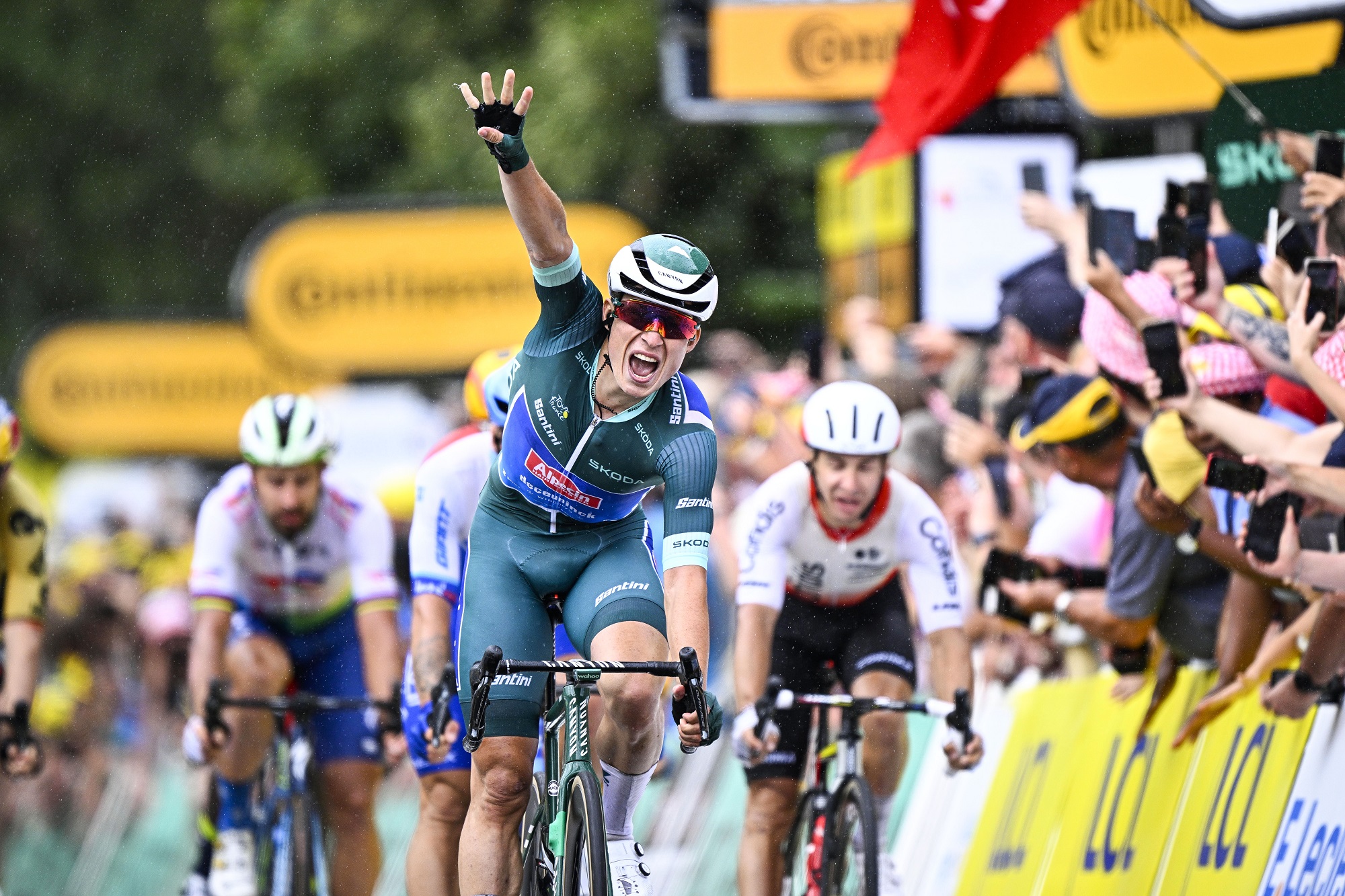 Jasper Philipsen lässt Belgien schon zum vierten Mal jubeln bei der 110. Tour de France (Bild: Jasper Jacobs/Belga)