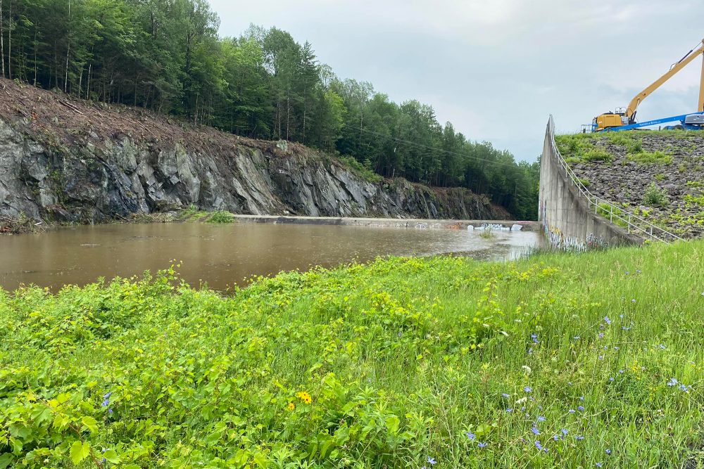 Der Wrightsville-Damm in Montpelier am 11. Juli (Bild: Handout/Montpelier Police Department/AFP)