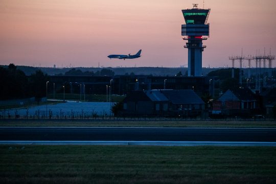 Nachtflug am Brussels Airport