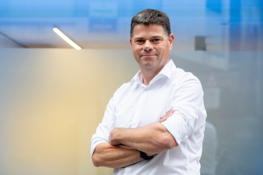 Tom Ongena ist der neue Open-VLD-Vorsitzende (Bild: Hatim Kaghat/Belga)