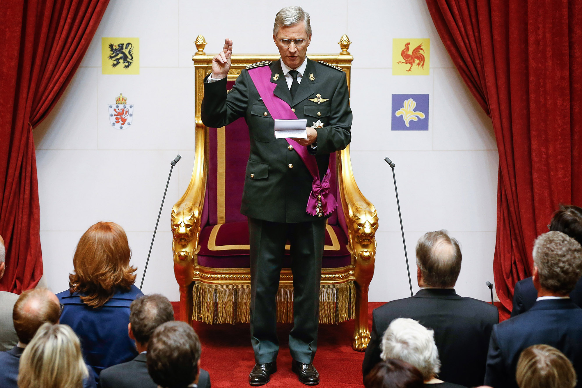 Kronprinz Philippe von Belgien wird zum neuen König der Belgier - bei der Vereidigung im Plenarsaal des Föderalparlaments in Brüssel am 21. Juli 2013 (Archivbild: Bruno Fahy/Belga)