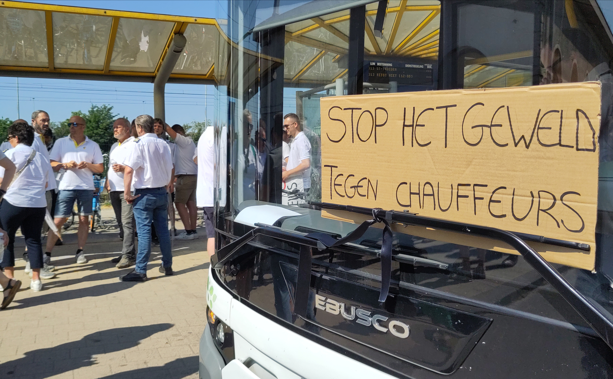 Busfahrer der Gesellschaft De Lijn protestieren gegen Gewalt (Archivbild: Ine Gillis/Belga)