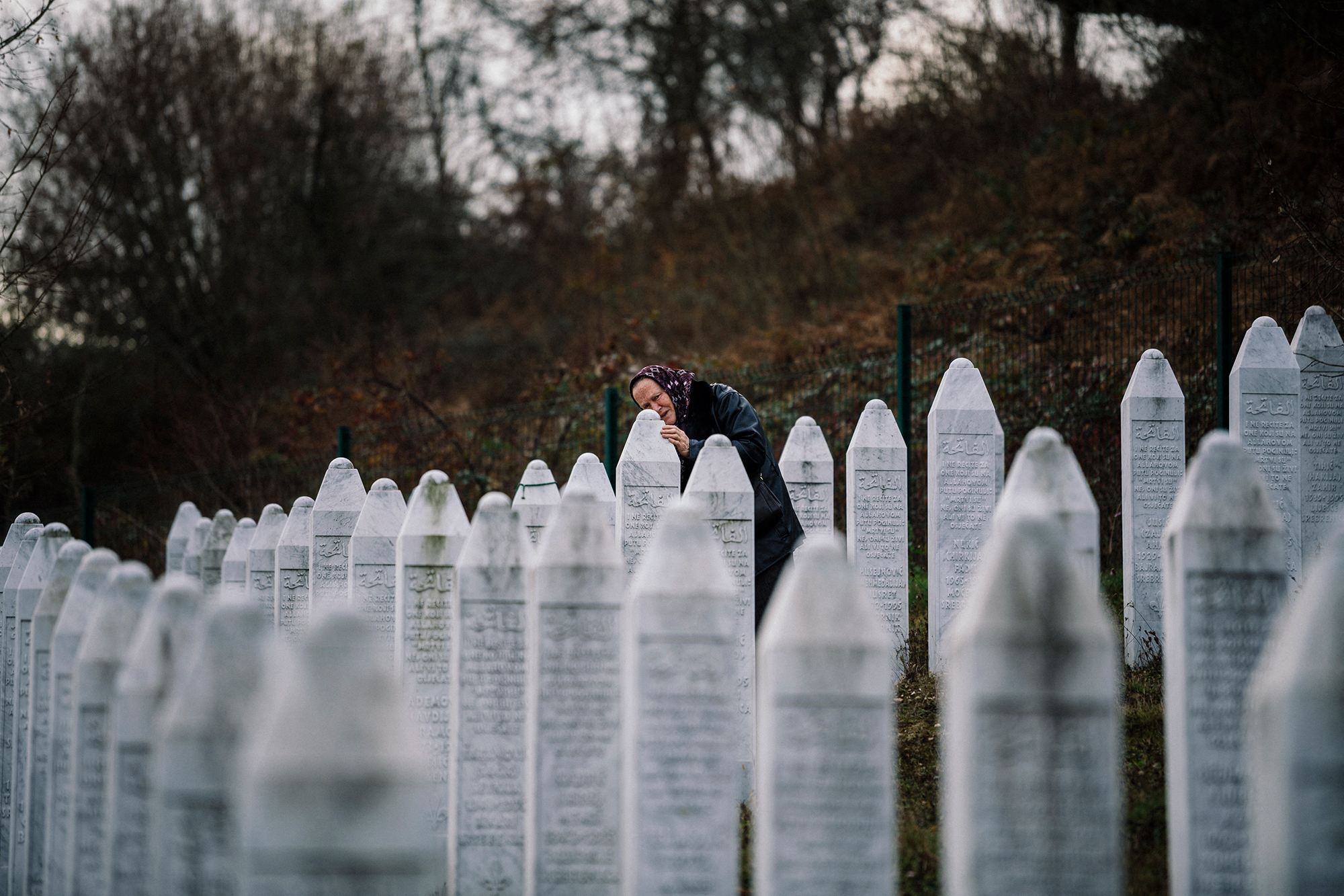 Gedenkstätte für die Opfer des Völkermords von Srebrenica (Bild: Dimitar Dilkoff/AFP)