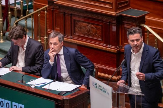 Joris Vandenbroucke von den flämischen Sozialisten Vooruit gibt Bouchez die Schuld (Bild: Nicolas Maeterlinck/Belga)