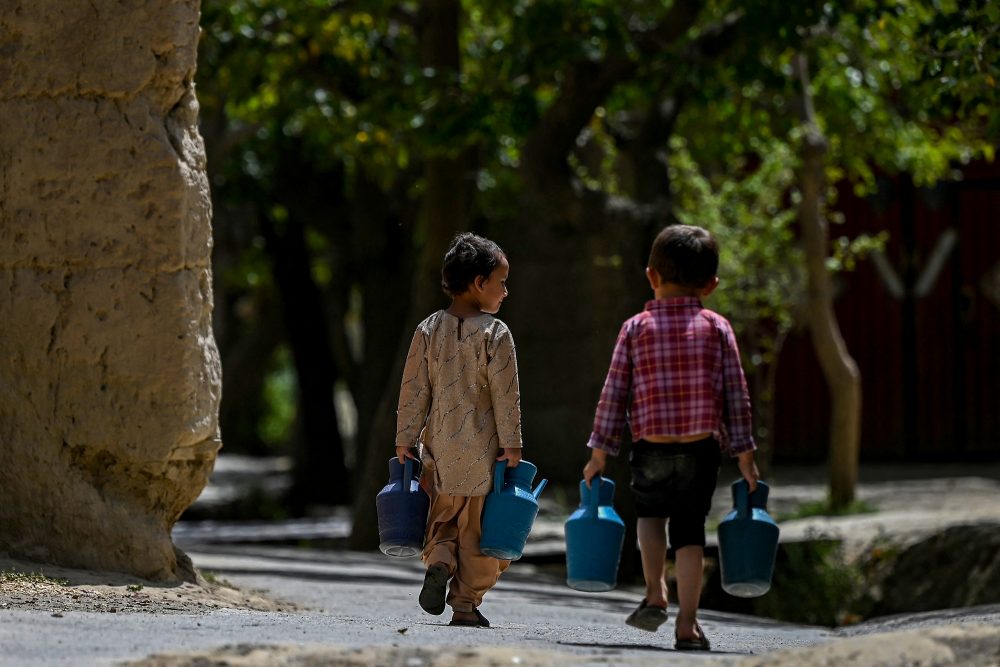 Afghanische Kinder im Dorf Tilanchi in der Provinz Parwan (Bild: Wakil Kohsar/AFP)