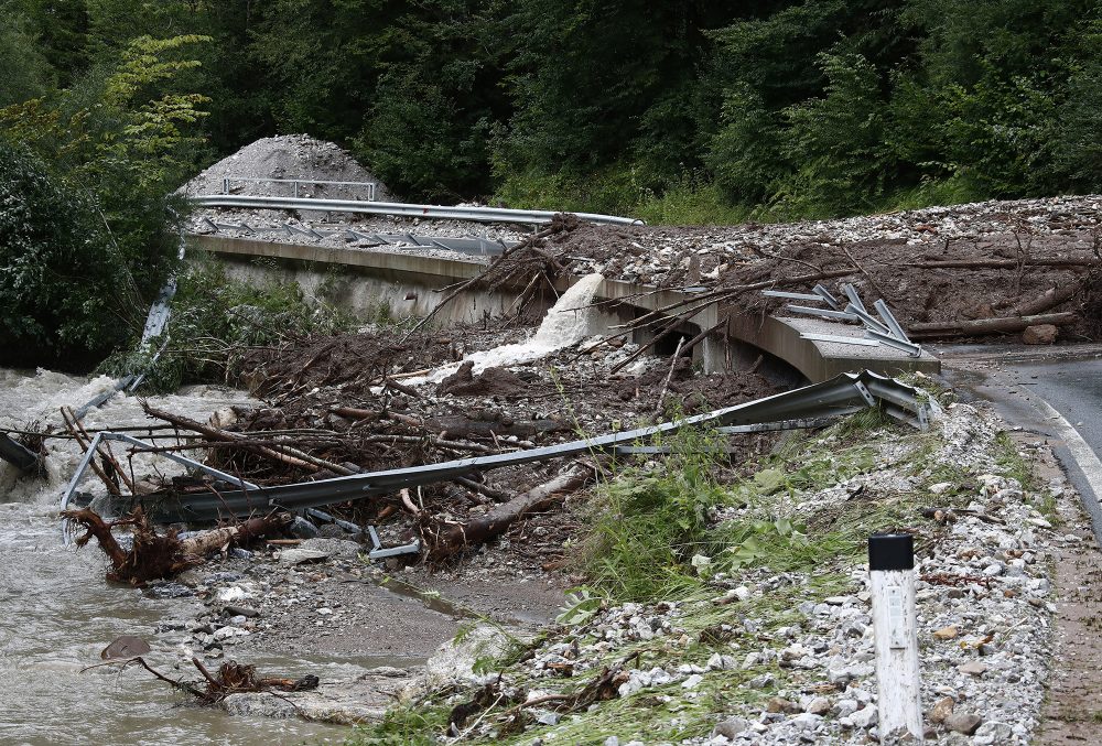 Hangrutschgefahr nach Überschwemmungen in Österreich