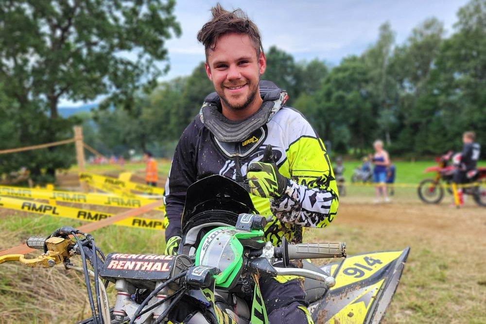 Robin Grieven aus Meyerode beim Quadcross in Recht (Bild: Christophe Ramjoie/BRF)