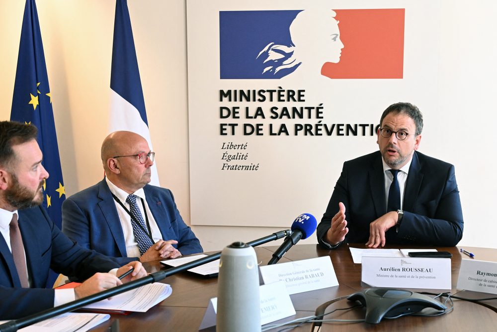 Gesundheitsminister Aurélien Rousseau am Montag in Paris (Bild: Bertrand Guay/AFP)