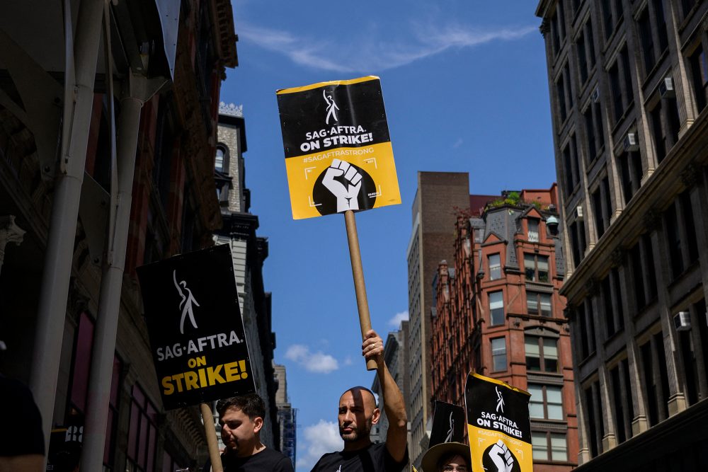 Streik der WGA am 2. August (Bild: Angela Weiss/AFP)