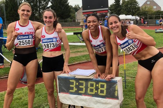 Marie Fickers (re.) mit der 4x400-Meter-Staffel (Bild: privat)
