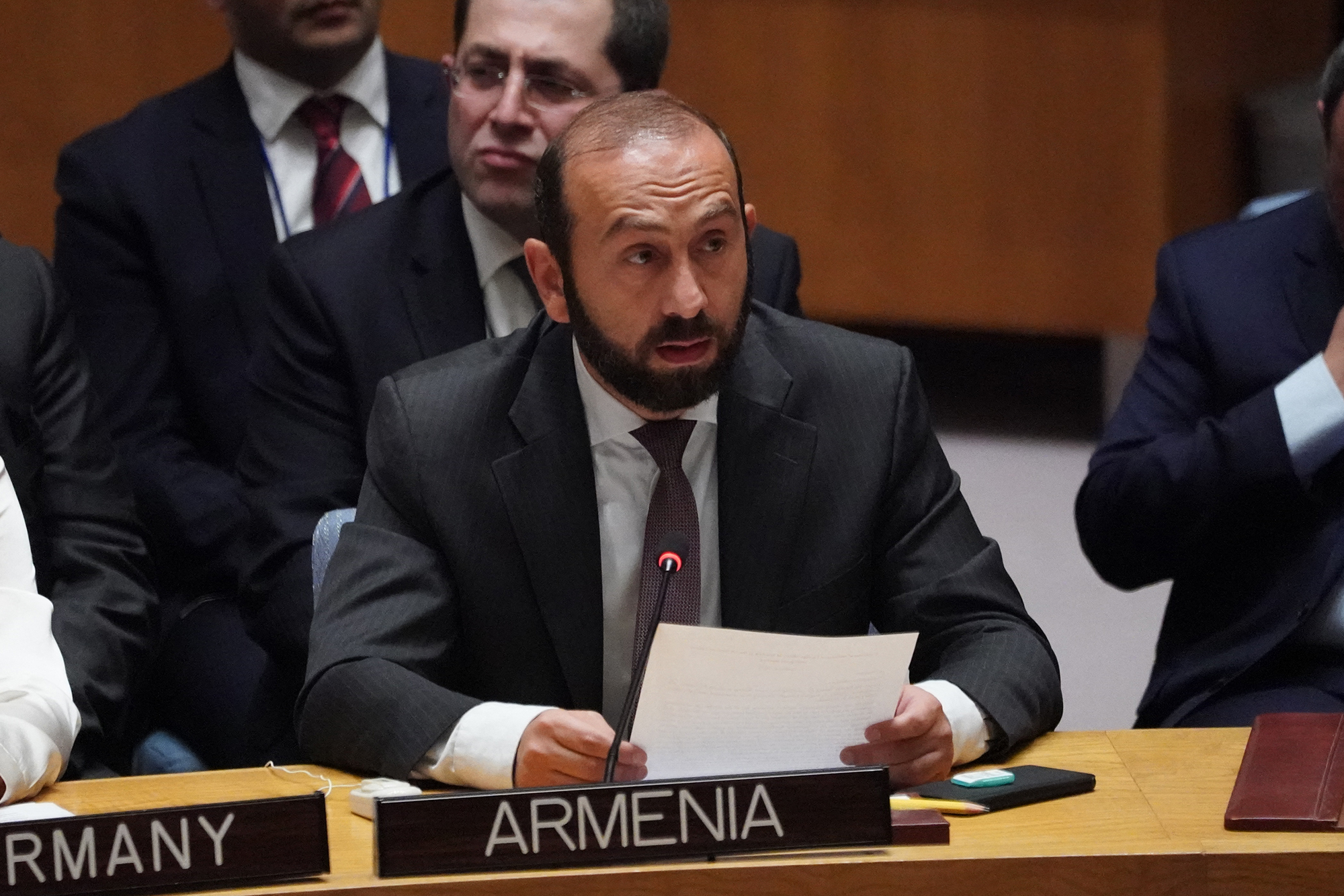 Armeniens Außenminister Ararat Mirsojan auf der Sitzung des UN-Sicherheitsrats in New York (Bild: Bryan R. Smith/AFP)