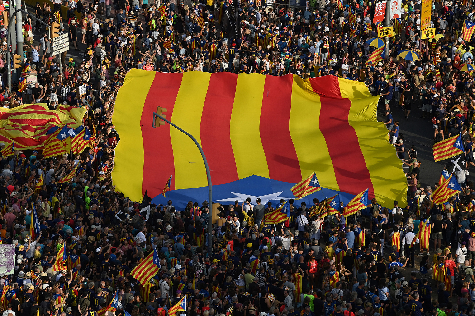 Proteste in Barcelona für Unabhängigkeit Kataloniens