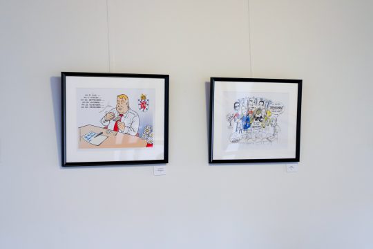 Karikaturen-Ausstellung: 50 Jahre Autonomie (Bild: Julien Claessen/BRF)