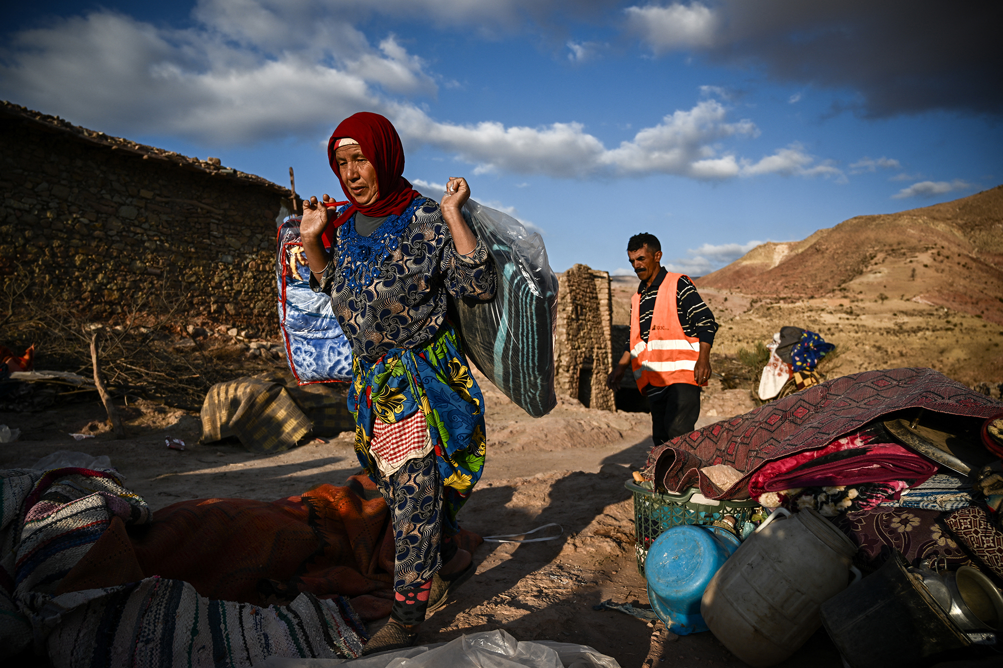 Nach dem Erdbeeben in Marokko bleibt die Verteilung von Hilfsgütern problematisch. (Bild: Philippe Lopez/AFP)
