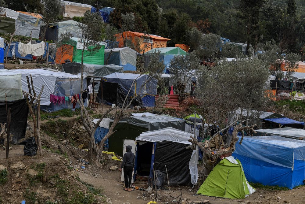 Das Flüchtlingslager von Samos (Bild: Aris Messinis/AFP)