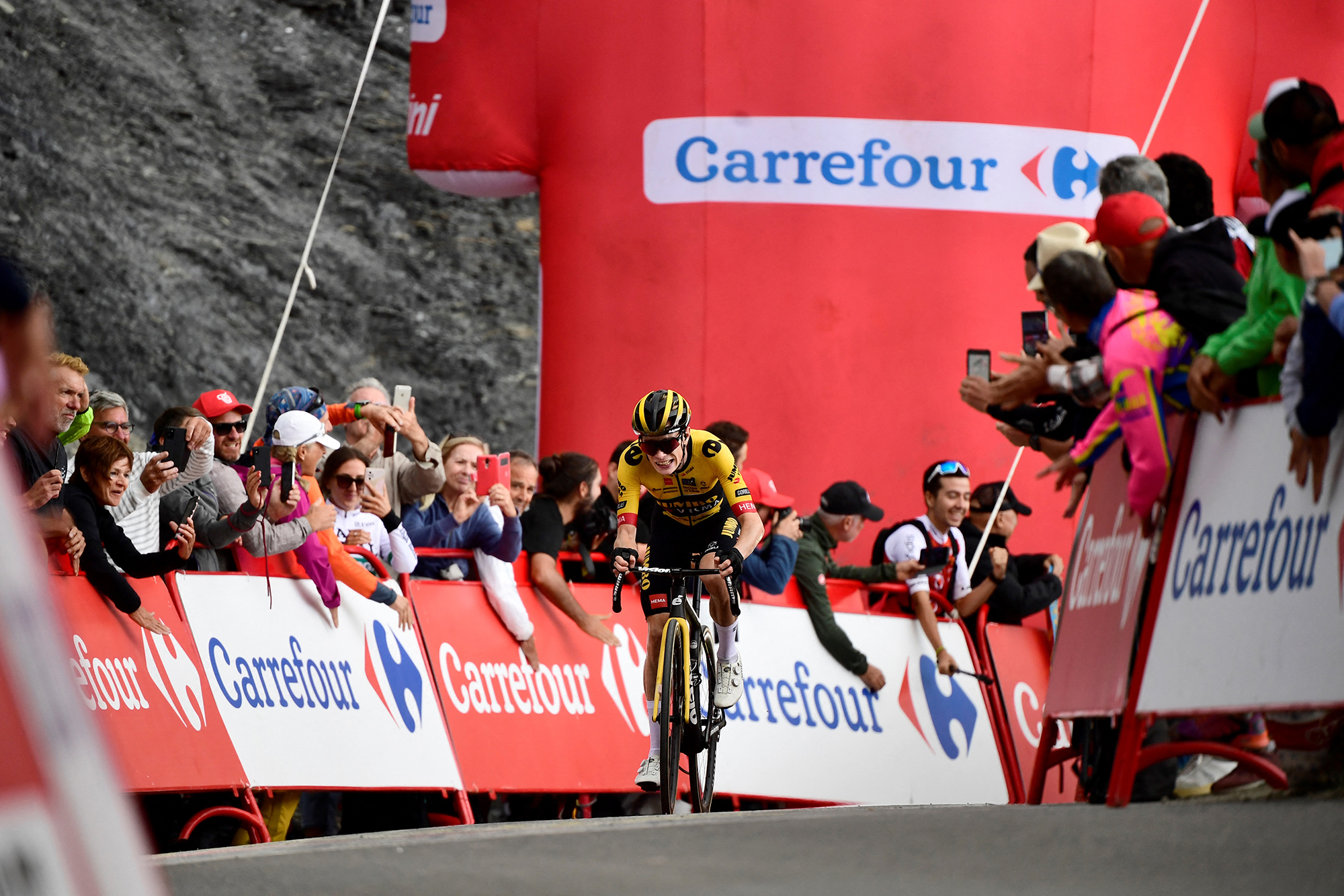 Jonas Vingegaard gewinnt die 13. Vuelta-Etappe (Bild: Ander Gillenea/AFP)