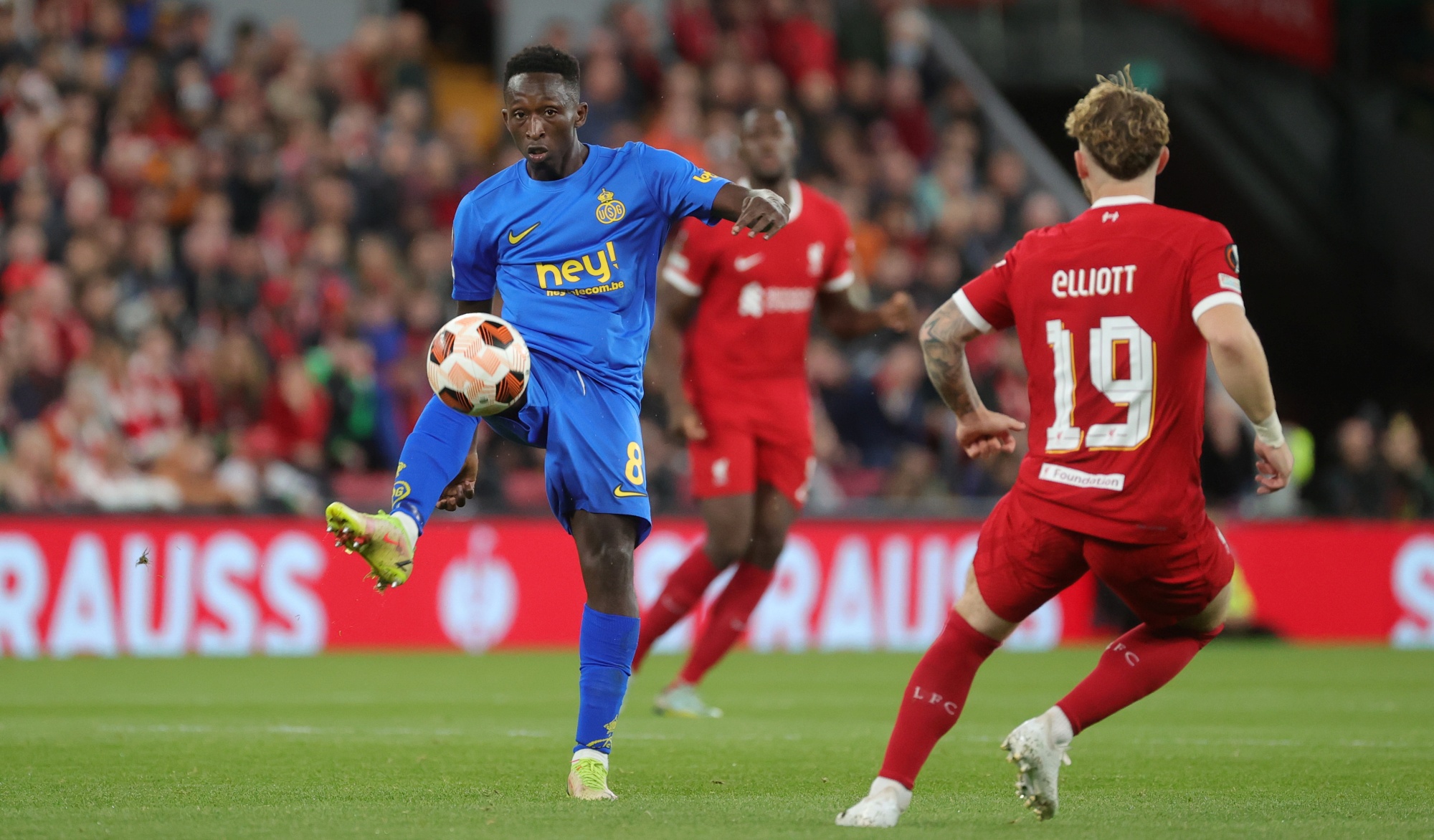 Union's Amani Lazare fights for the ball during a match between Belgian soccer team Royale Union Saint Gilloise and English Liverpool FC, on Wednesday 04 October 2023 in Liverpool, United Kingdom, on day 2 of the group phase of the UEFA Europa League competition, in group E. BELGA PHOTO VIRGINIE LEFOUR