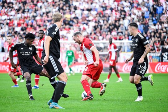 Eupen's Brandon Baiye and Antwerp's Vincent Janssen pictured in action during a soccer match between Royal Antwerp FC and KAS Eupen, on day 10 of the 2023-2024 season of the 'Jupiler Pro League' first division of the Belgian championship, in Antwerp Sunday 08 October 2023. BELGA PHOTO TOM GOYVAERTS