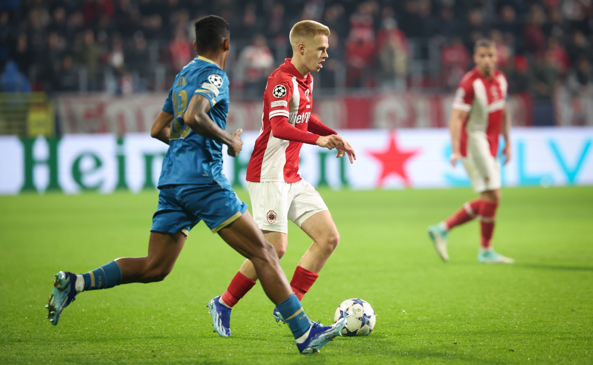 Antwerp's Arthur Vermeeren fights for the ball during a soccer game between Belgian Royal Antwerp FC and Portuguese FC Porto, Wednesday 25 October 2023 in Antwerp, on day three of the Champions League group stage, in the group H. BELGA PHOTO VIRGINIE LEFOUR