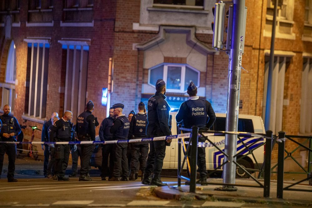 Polizeieinsatz nach der Schießerei in Brüssel (Bild Hakim Kaghat/Belga)