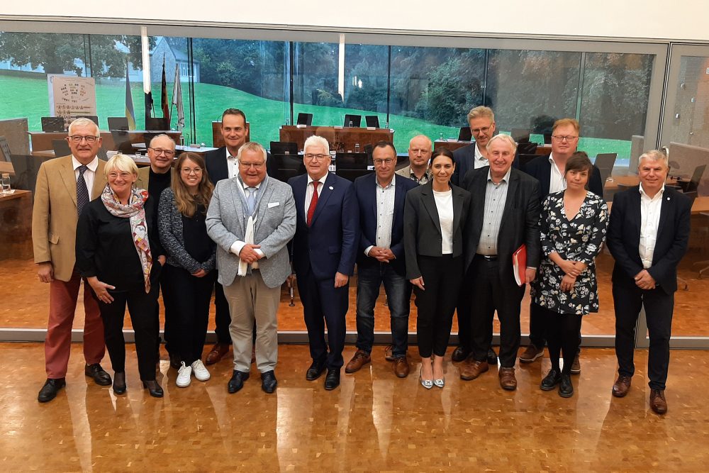 Besuch der wallonischen Parlamentsabgeordneten im DG-Parlament in Eupen (Bild: Manuel Zimmermann/BRF)