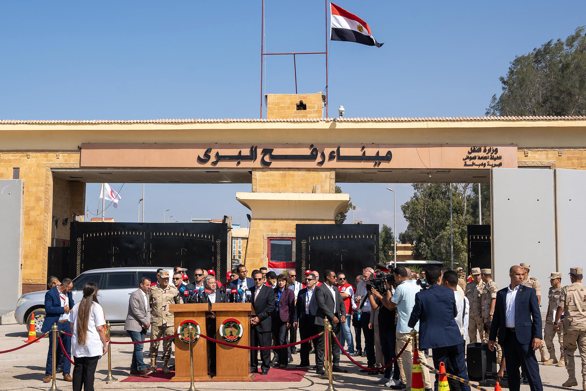 Guterres am Grenzübergang Rafah