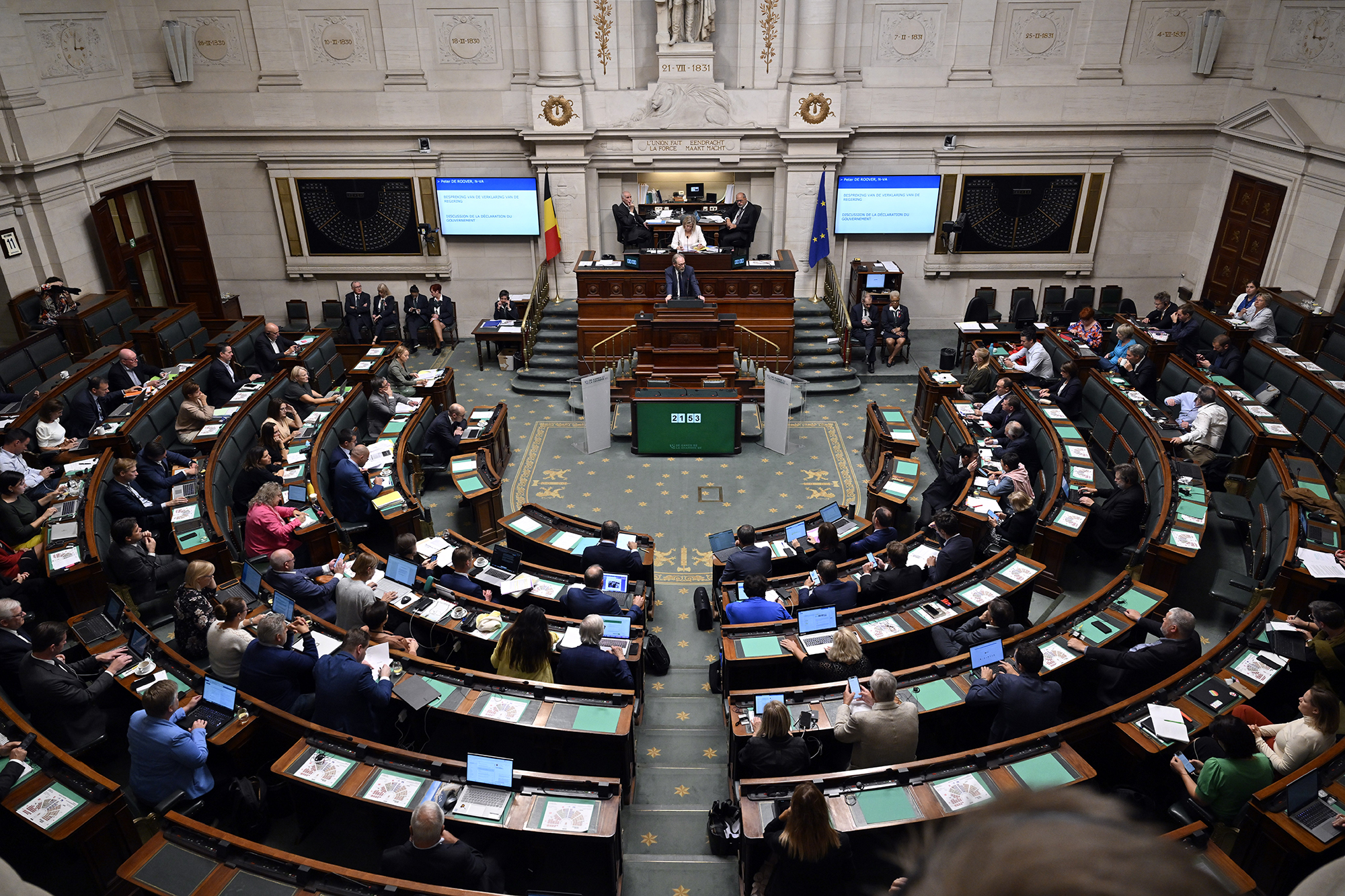 Debatte in der Kammer (Bild: Eric Lalmand/Belga)
