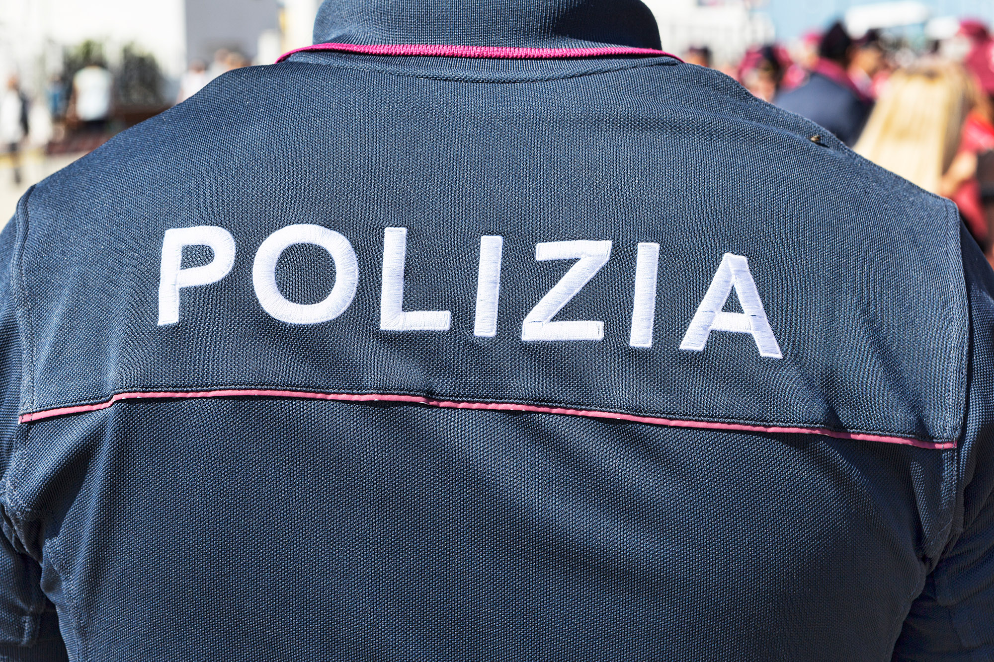 Italienischer Polizist (Illustrationsbild: © Bildagentur PantherMedia/Equatore)