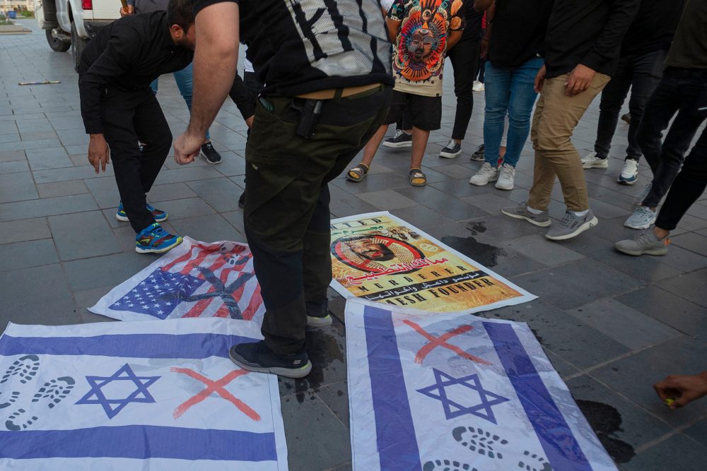 Protest in der irakischen Hauptstadt Bagdad gegen die Bombardierung des Gazastreifens (Archivbild vom 7.10.23: Murtadha Ridha/AFP)