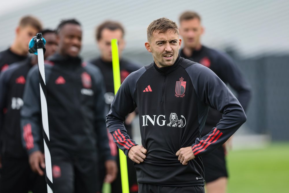 Timothy Castagne sowie andere Rote Teufel beim Training am Donnerstag in Tubize (Bild: Bruno Fahy/Belga)