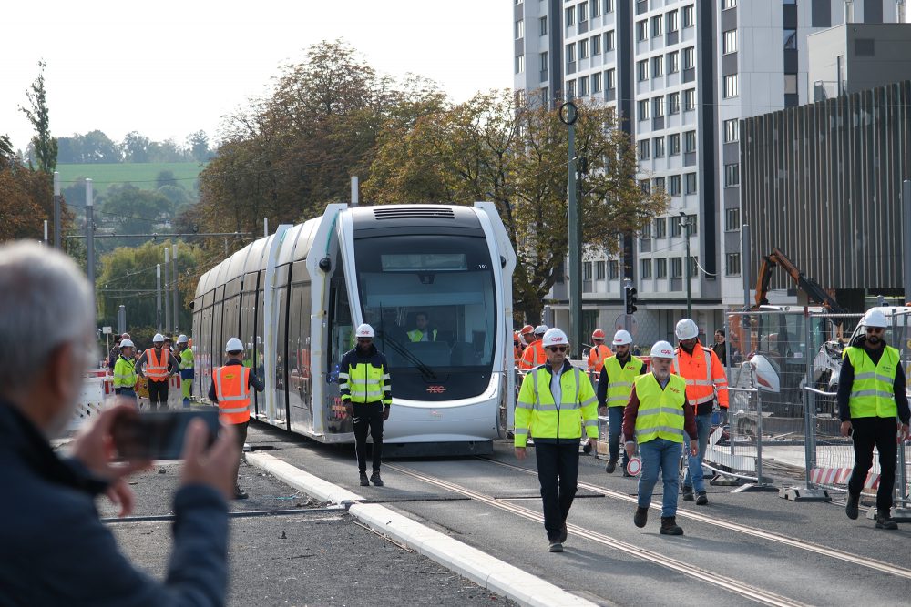 Erste Ausfahrt der Lütticher Tram (Bild: TEC)