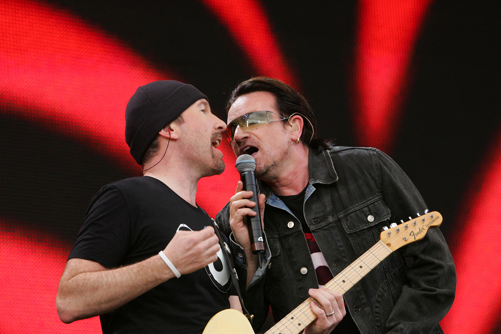 U2 bei einem Konzert in London